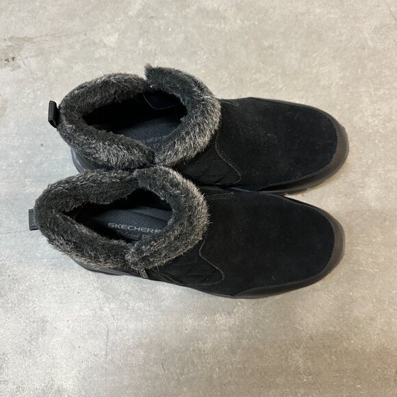 Skechers Relaxed Fit Easy Going Black Suede Booties Faux Fur Trim Women's Sz 10 - Picture 2 of 11